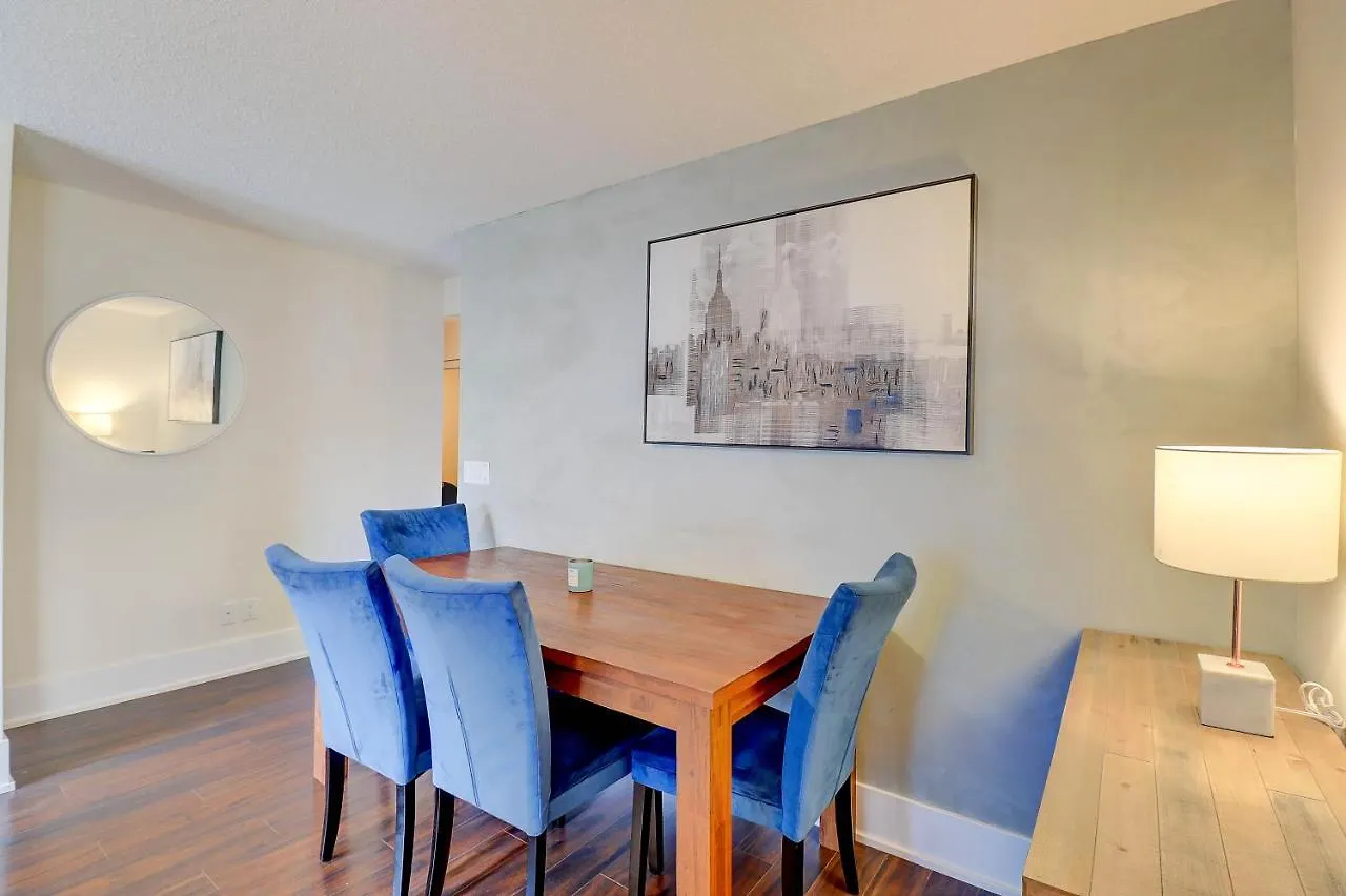 Planurstay Brillant 2Br & 2Bth - 300 Front Street West Toronto Canada